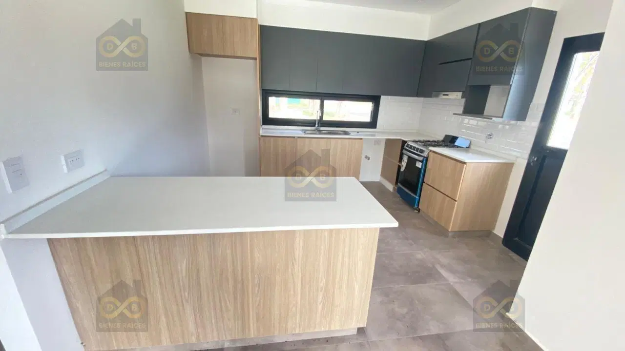 Casa  en Venta en Santa Sofía, Pilar del Este, Pilar 4