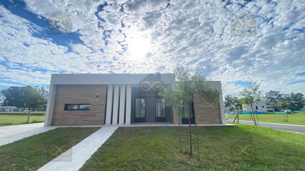 Casa en Venta en Santa Sofía, Pilar del Este, Pilar