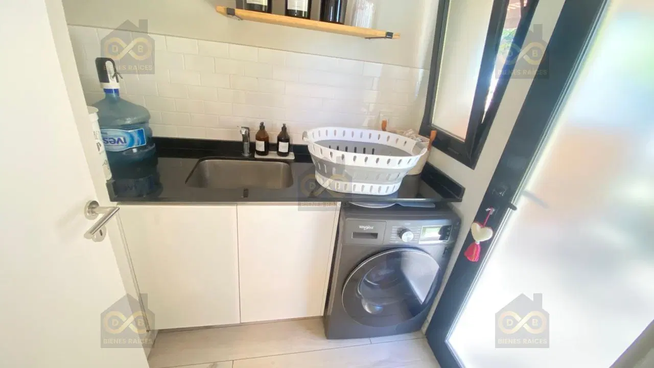 Casa  en Alquiler en Santa Guadalupe, Pilar del Este, Pilar 4