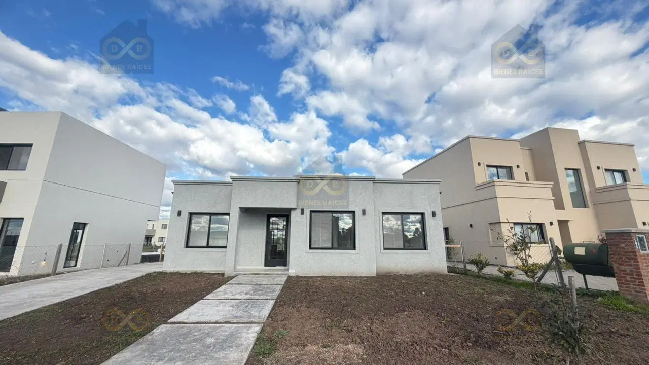 Casa  en Venta en Santa Elisa, Pilar del Este, Pilar 3