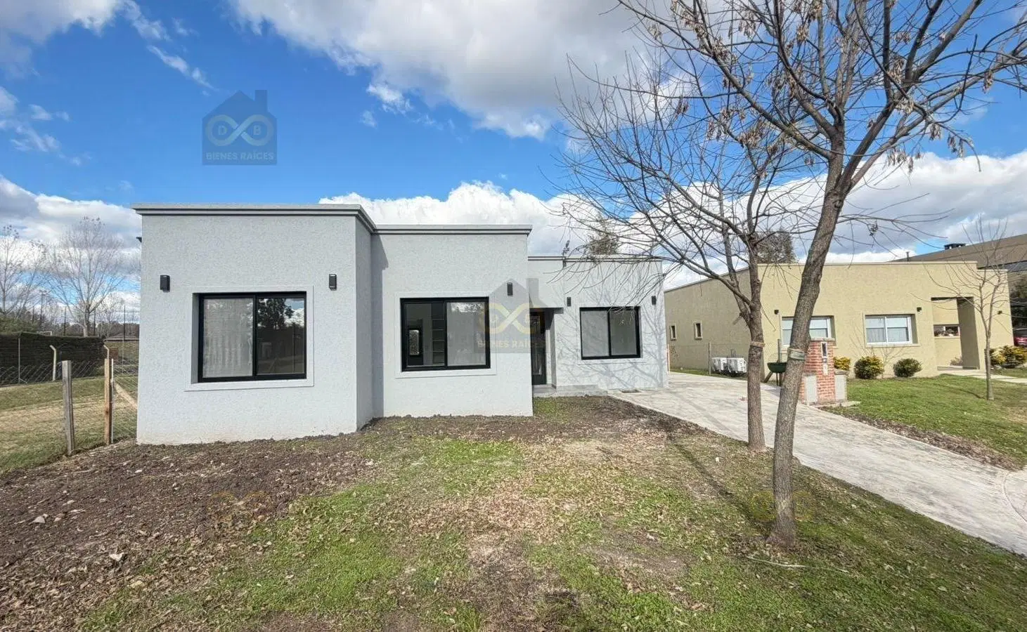 Casa  en Venta en Santa Elena, Pilar del Este, Pilar 3
