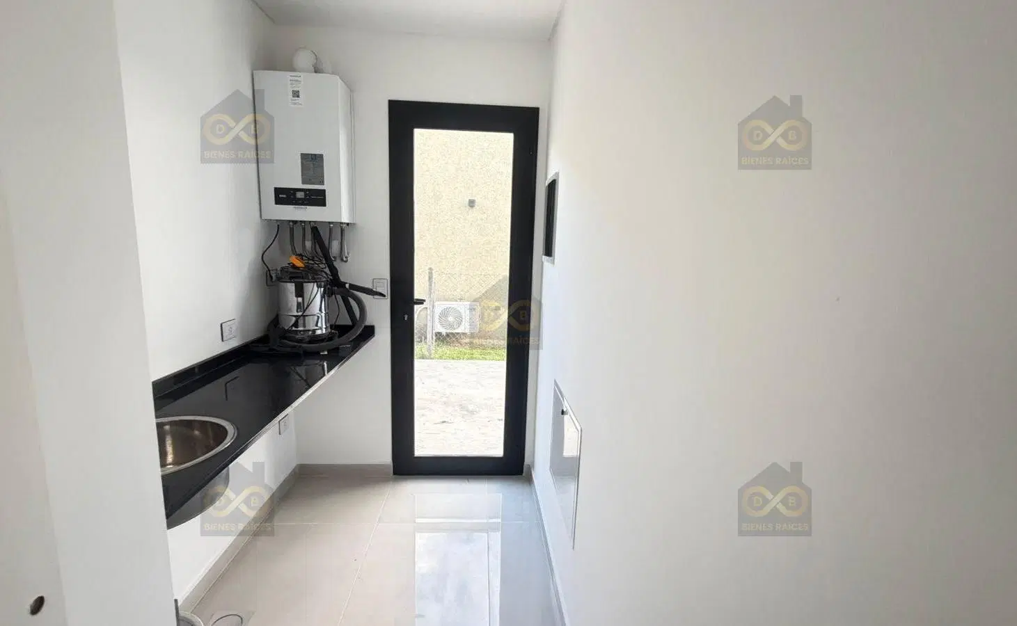 Casa  en Venta en Santa Elena, Pilar del Este, Pilar 5