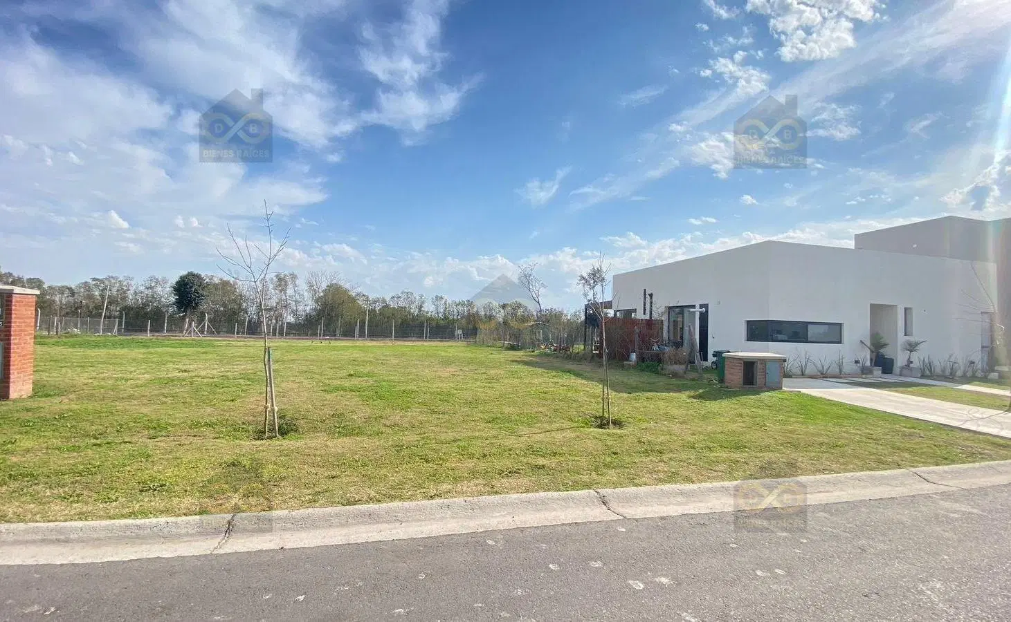 Terreno Lote  en Venta en Santa Lucia, Pilar del Este, Pilar 3