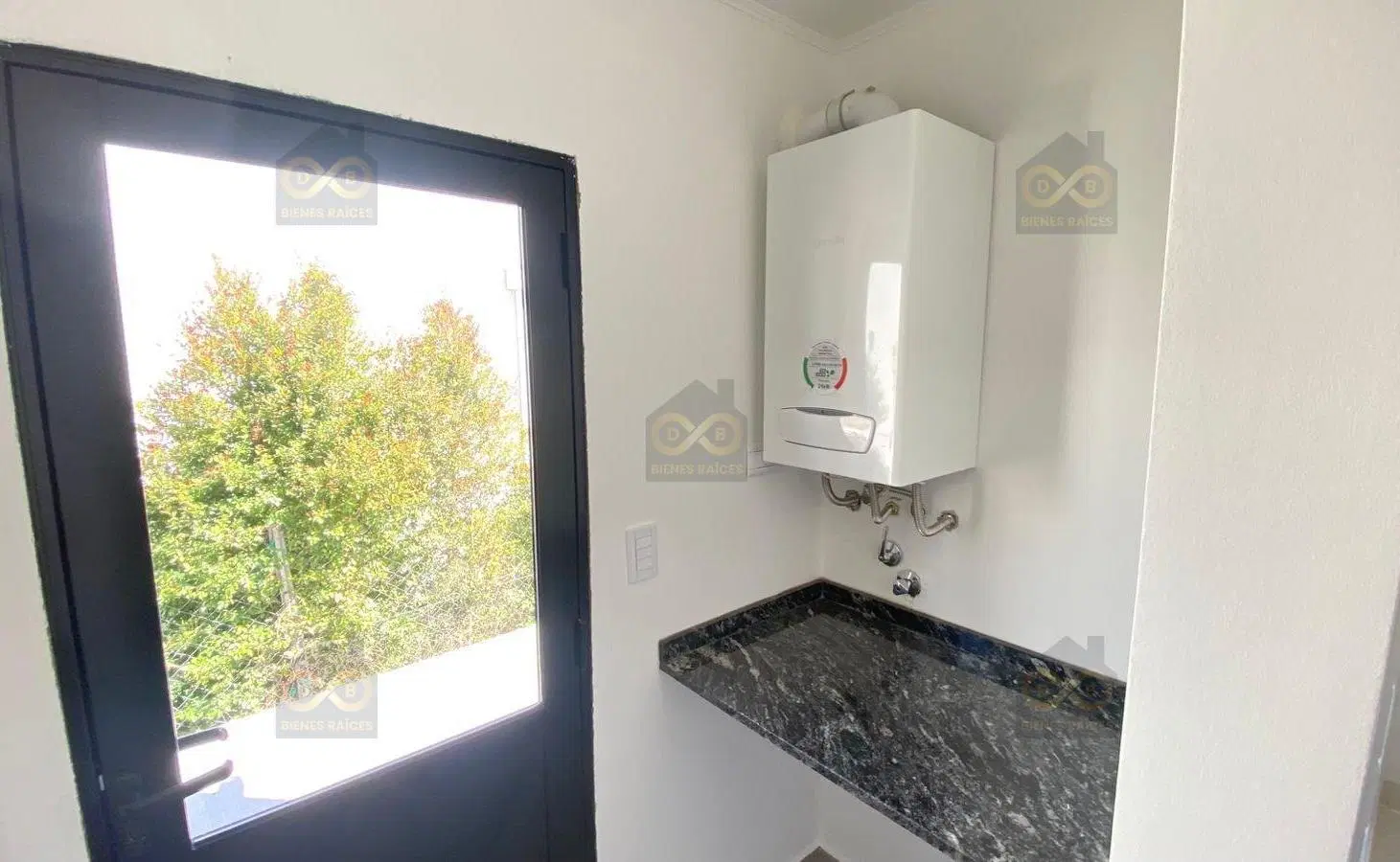 Casa  en Venta en Santa Elena, Pilar del Este, Pilar 3