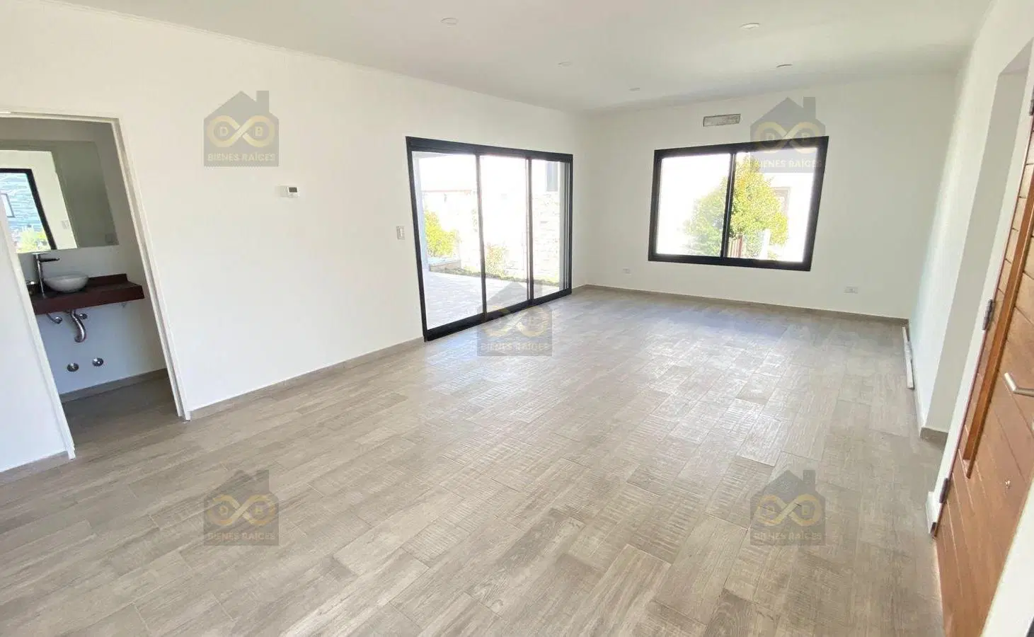 Casa  en Venta en Santa Elena, Pilar del Este, Pilar 2