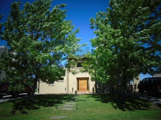 Casa en Venta ubicado en Los Jazmines, Pilar del Este, G.B.A. Zona Norte 2