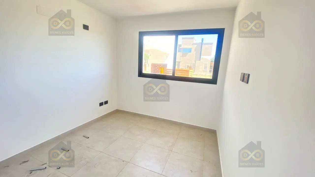 Casa  en Venta en Santa Elisa, Pilar del Este, Pilar 8