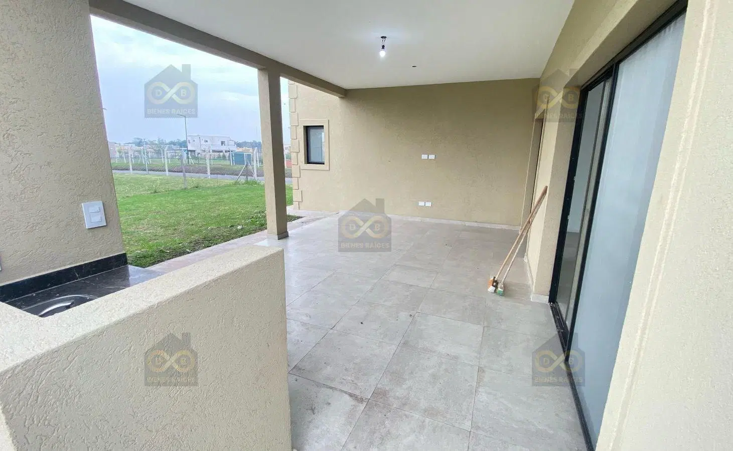Casa  en Venta en Santa Elisa, Pilar del Este, Pilar 8