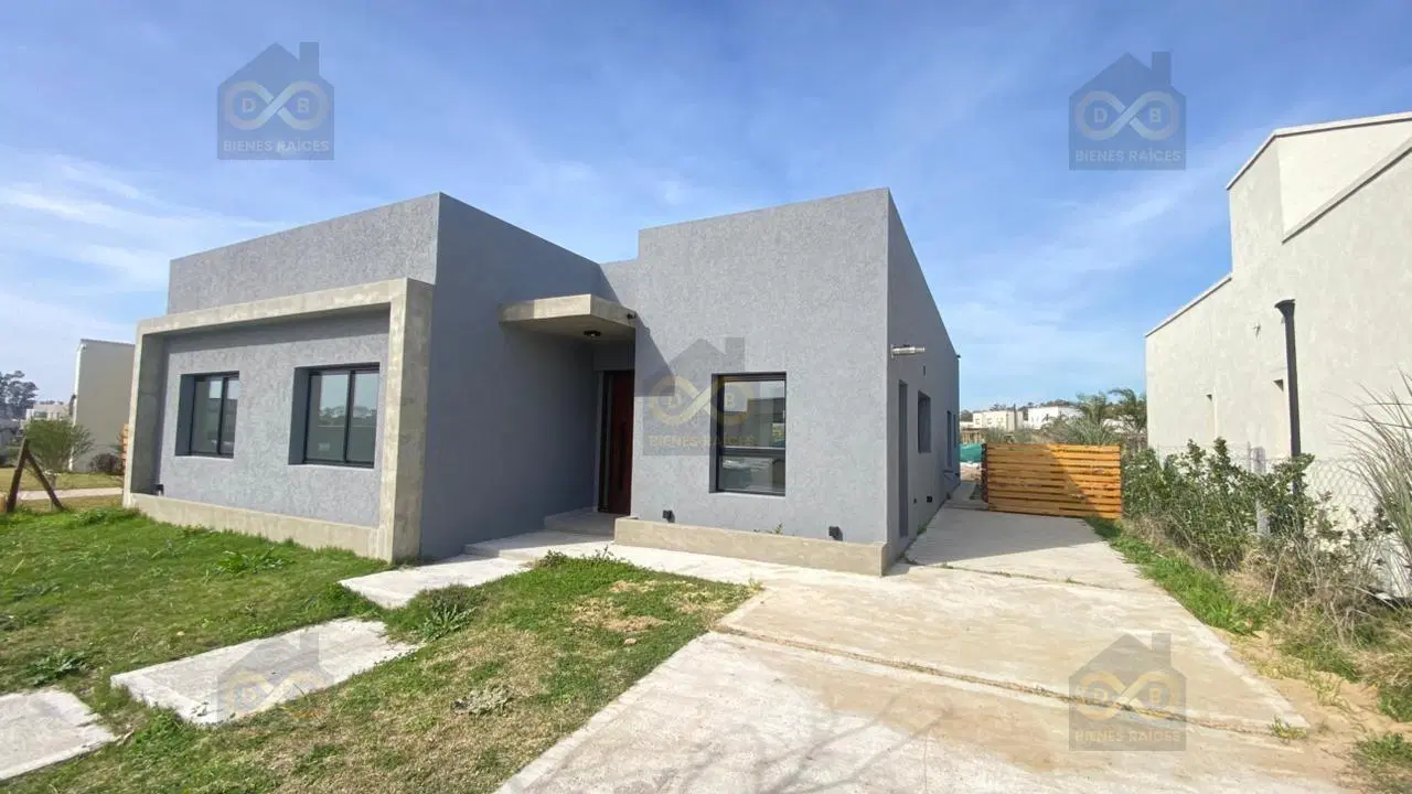 Casa en Venta en Santa Elena, Pilar del Este, Pilar 3