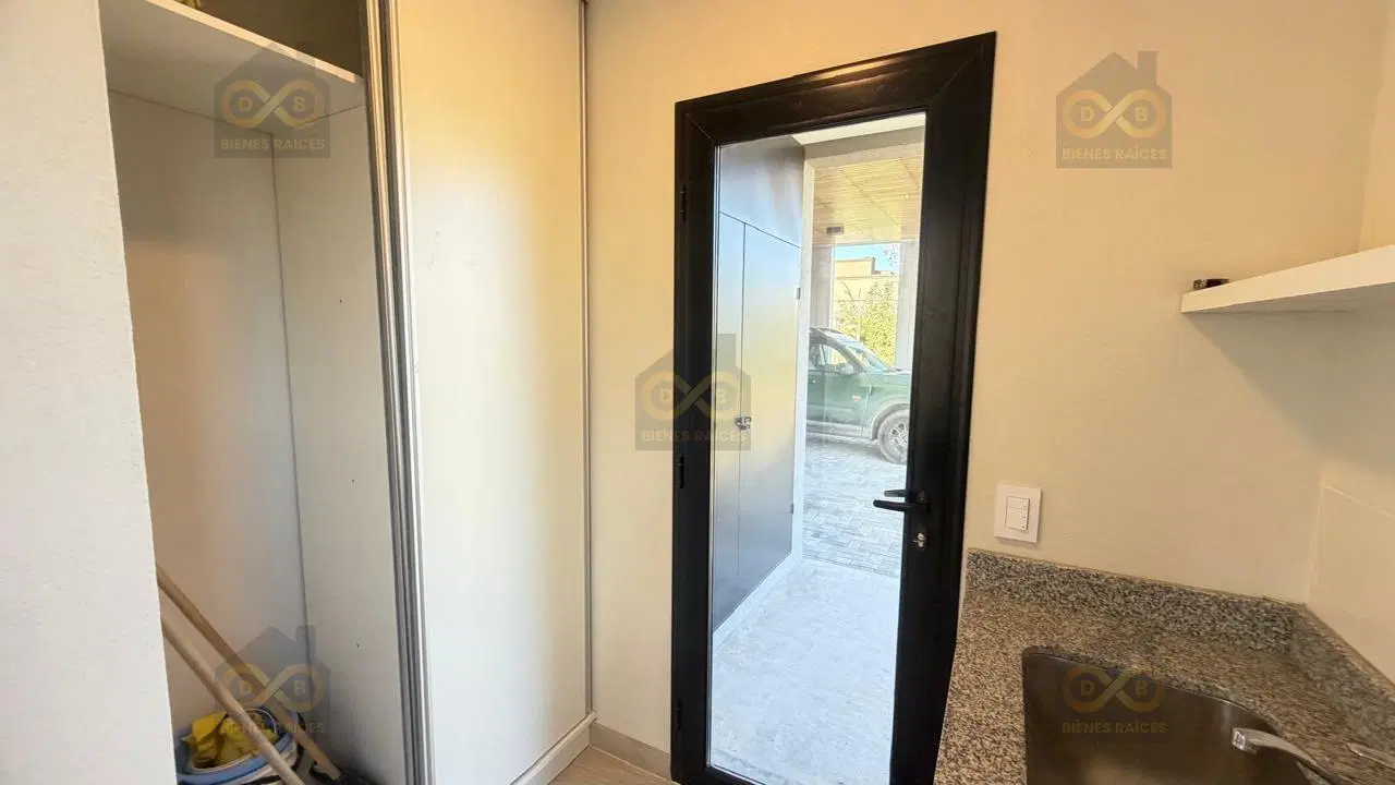 Casa  en Alquiler en Santa Guadalupe, Pilar del Este, Pilar 4