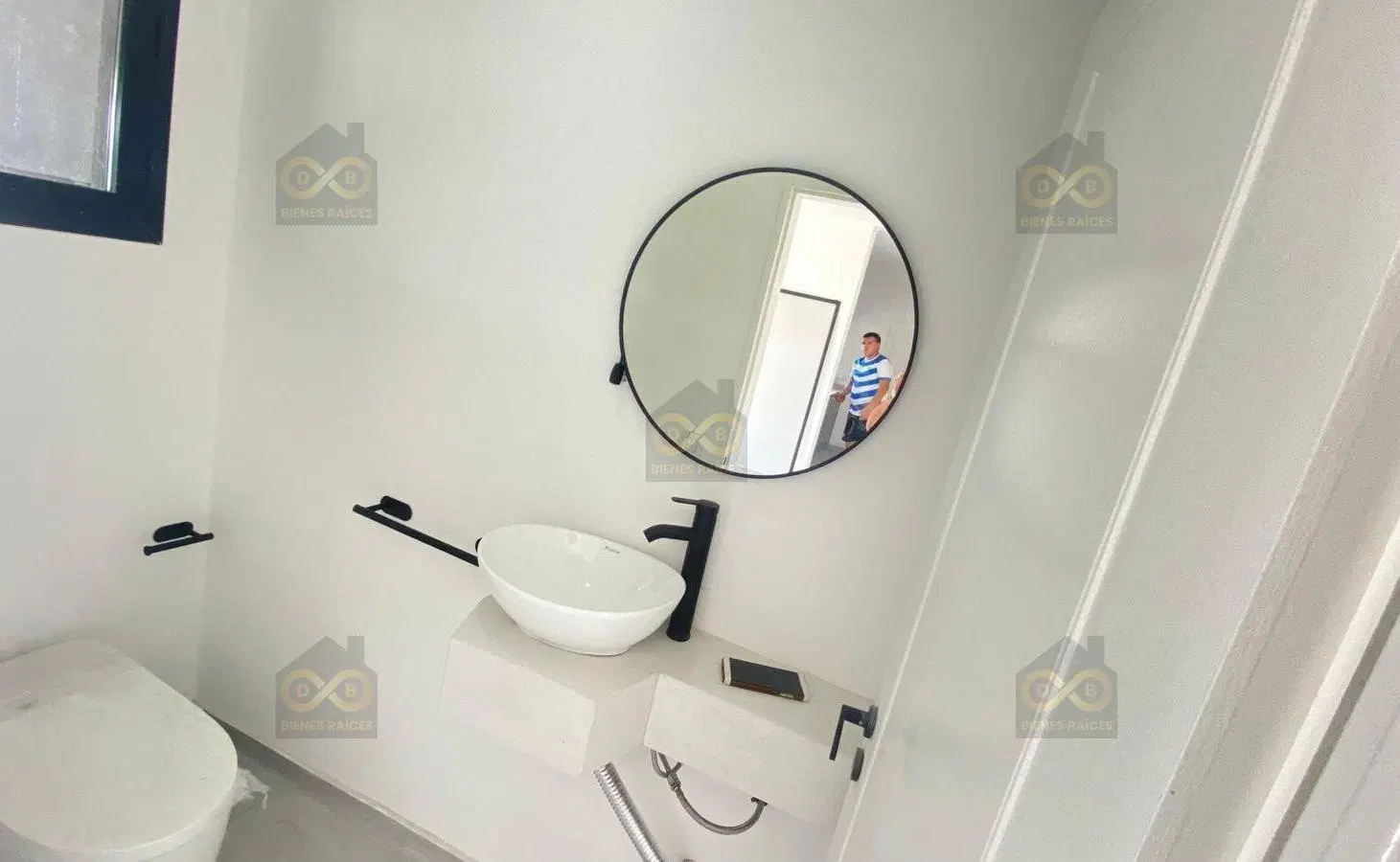 Casa  en Venta en Santa Sofía, Pilar del Este, Pilar 2