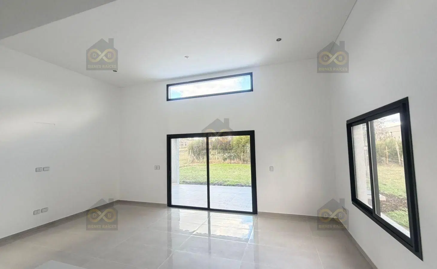 Casa  en Venta en Santa Elena, Pilar del Este, Pilar 2