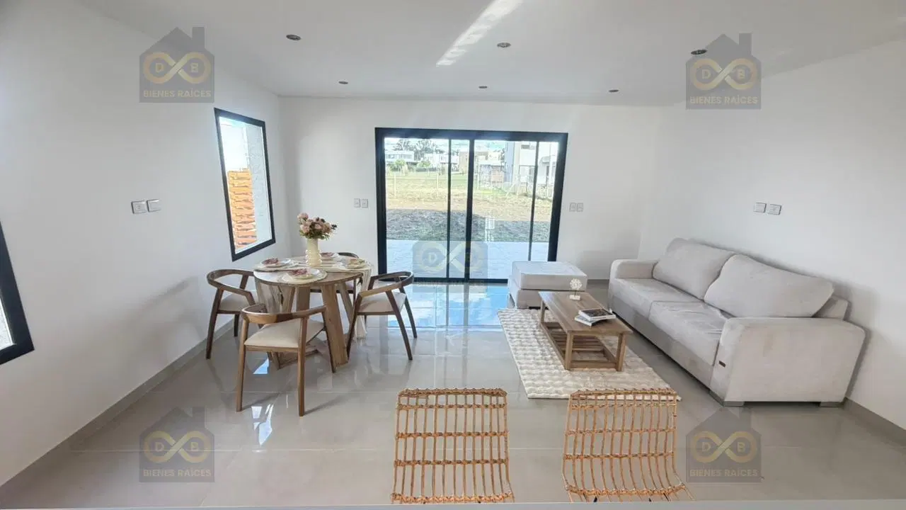 Casa  en Venta en Santa Elisa, Pilar del Este, Pilar 8