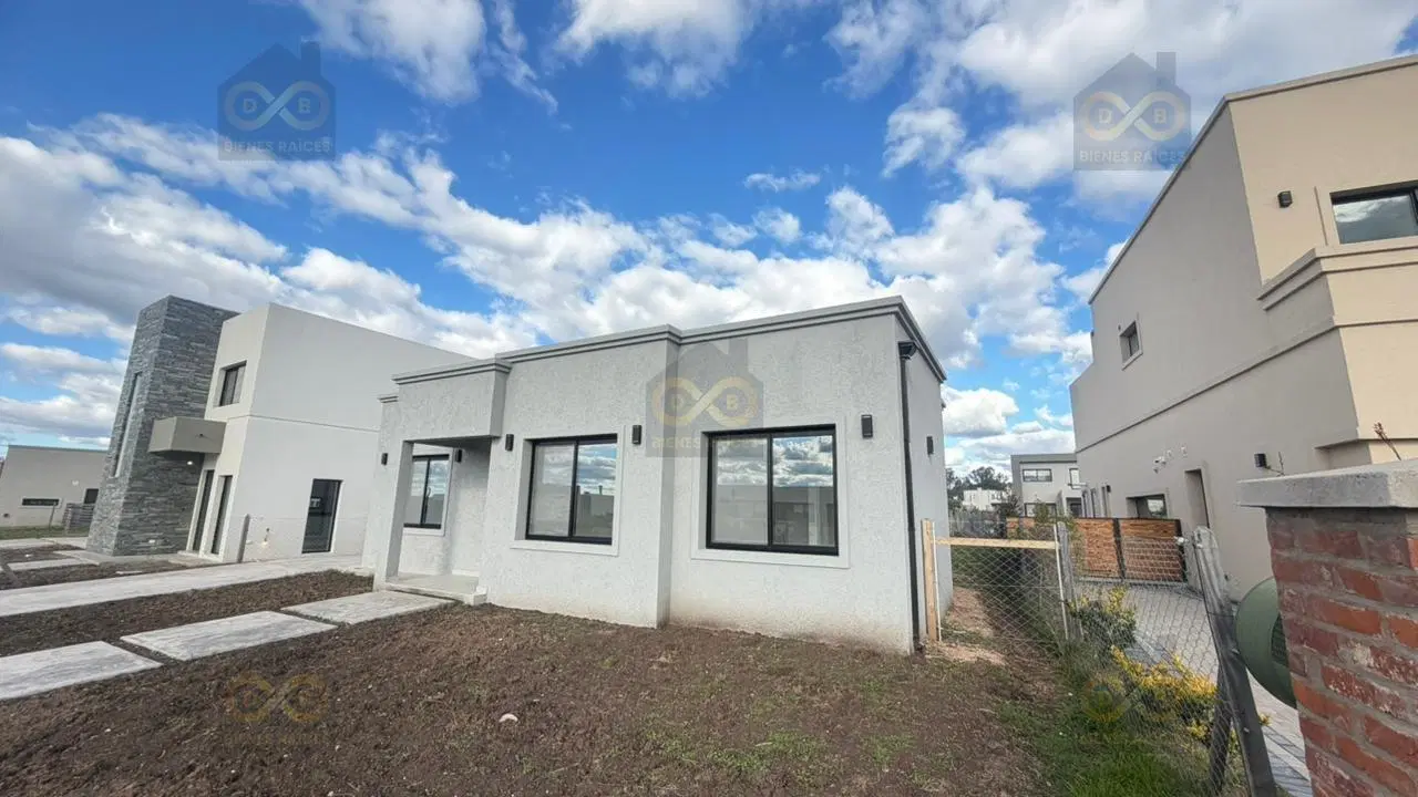 Casa  en Venta en Santa Elisa, Pilar del Este, Pilar 4