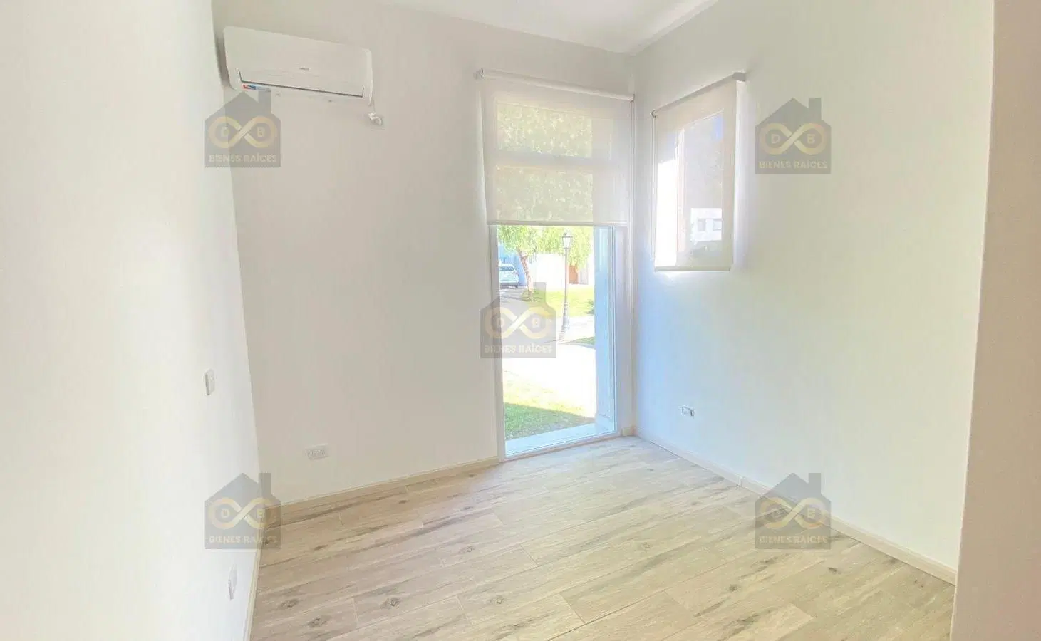 Casa  en Venta en Santa Elena, Pilar del Este, Pilar 5