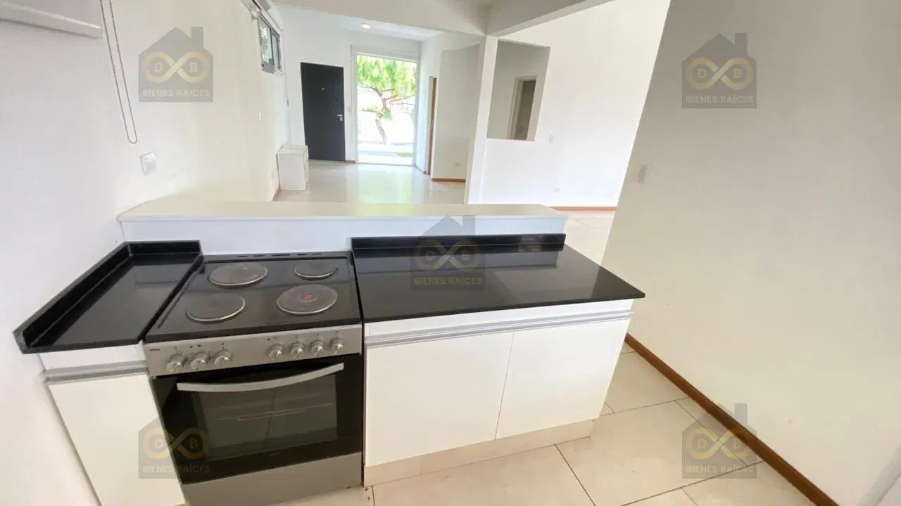 Casa  en Venta en Santa Elena, Pilar del Este, Pilar 4