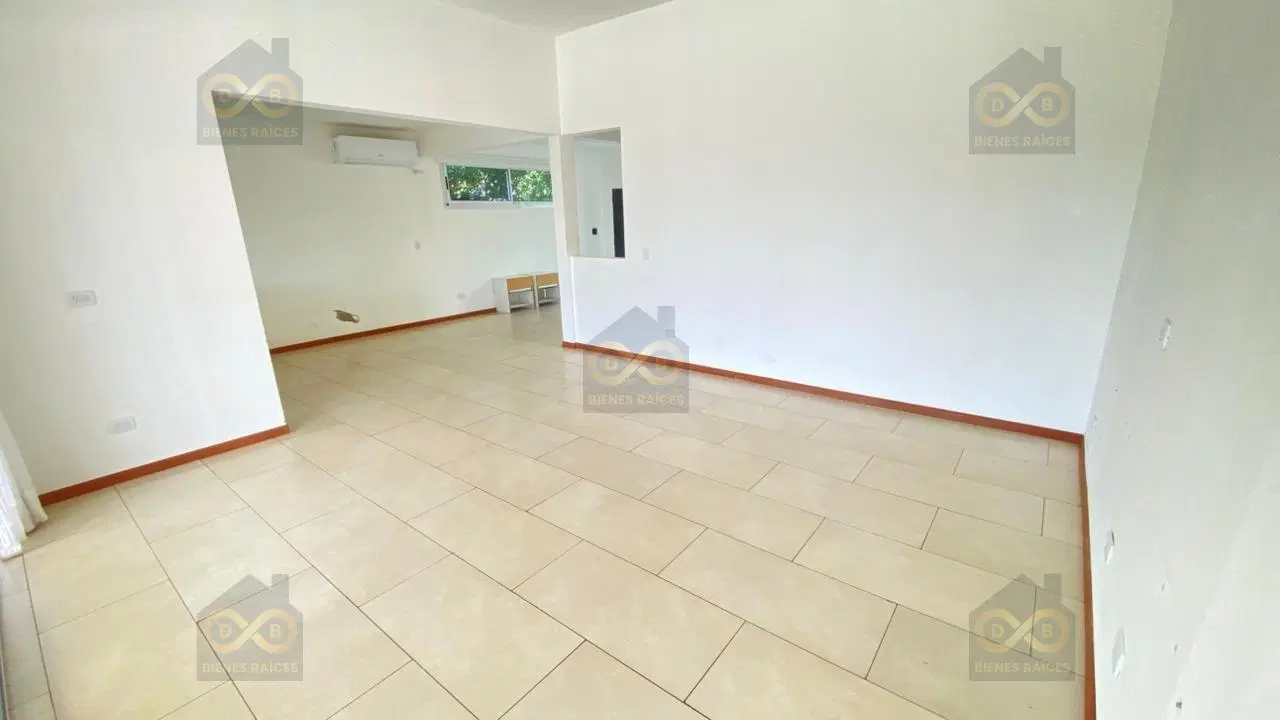 Casa  en Venta en Santa Elena, Pilar del Este, Pilar 2