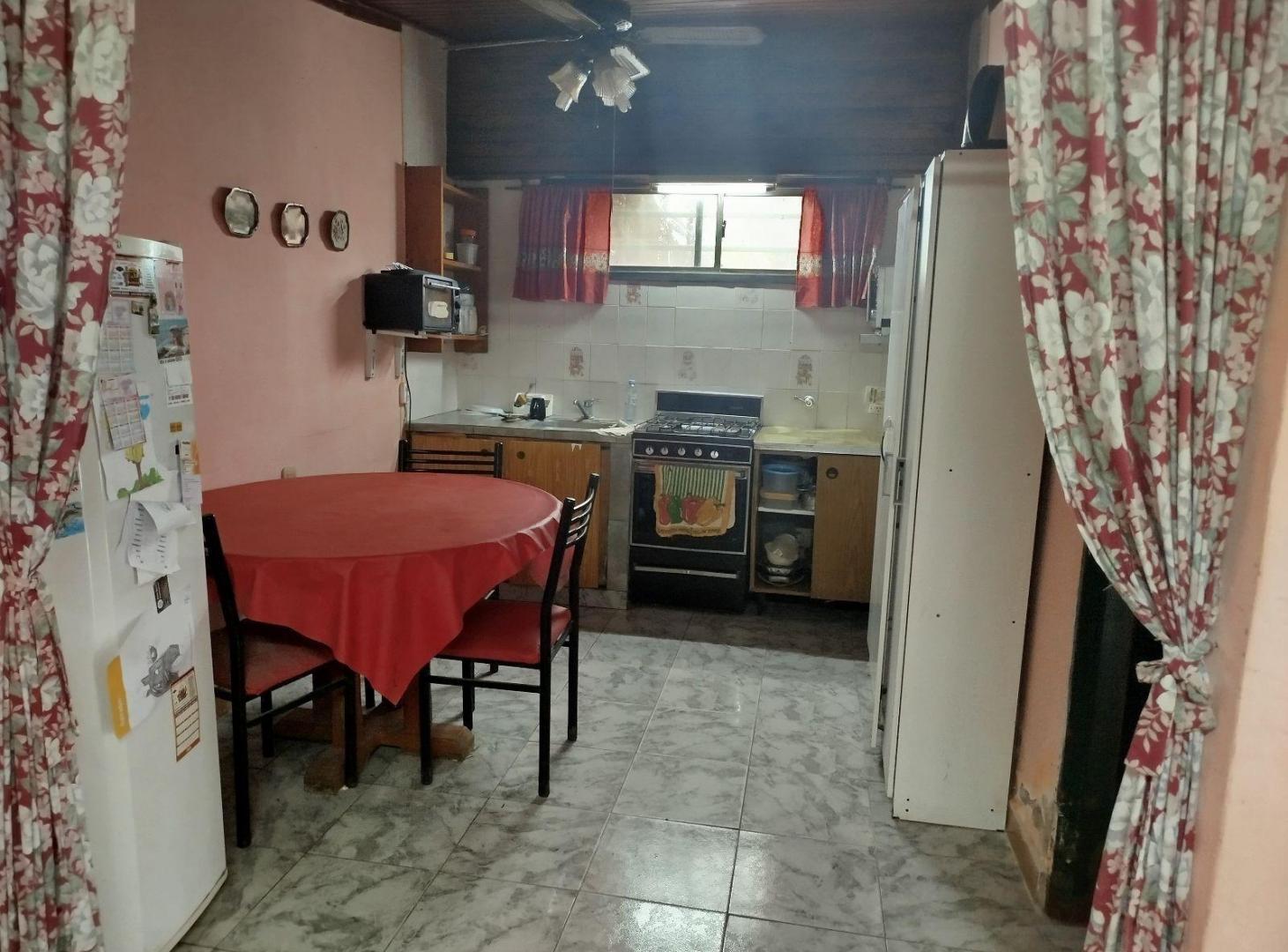 Foto de Casa - City Bell en calle 460 y 21, imagen 5