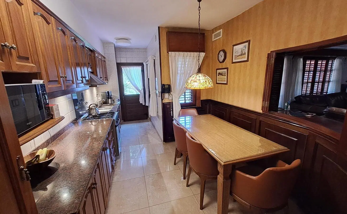 Casa en Venta de 3 dormitorios parque y quincho en la plata 5