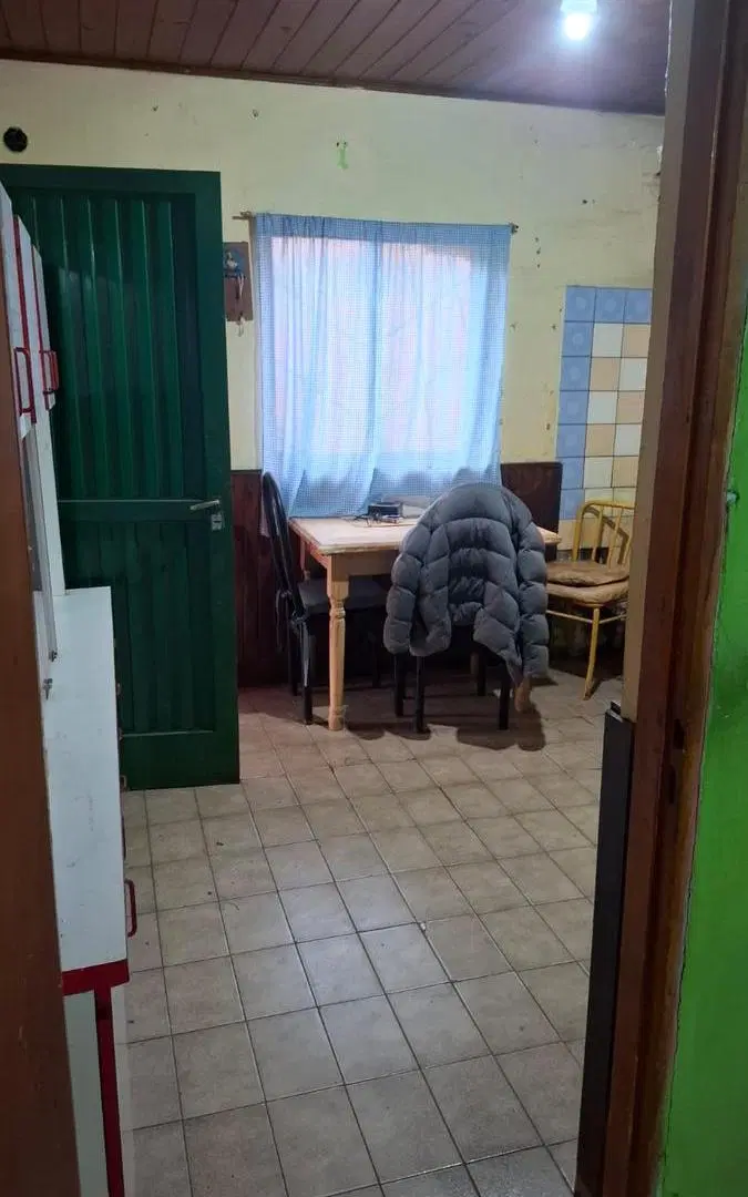 Terreno con casa en City Bell 3