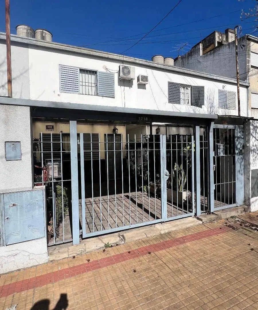 Duplex en Venta 2 dormitorios Calle 68 entre 29 y 30 1