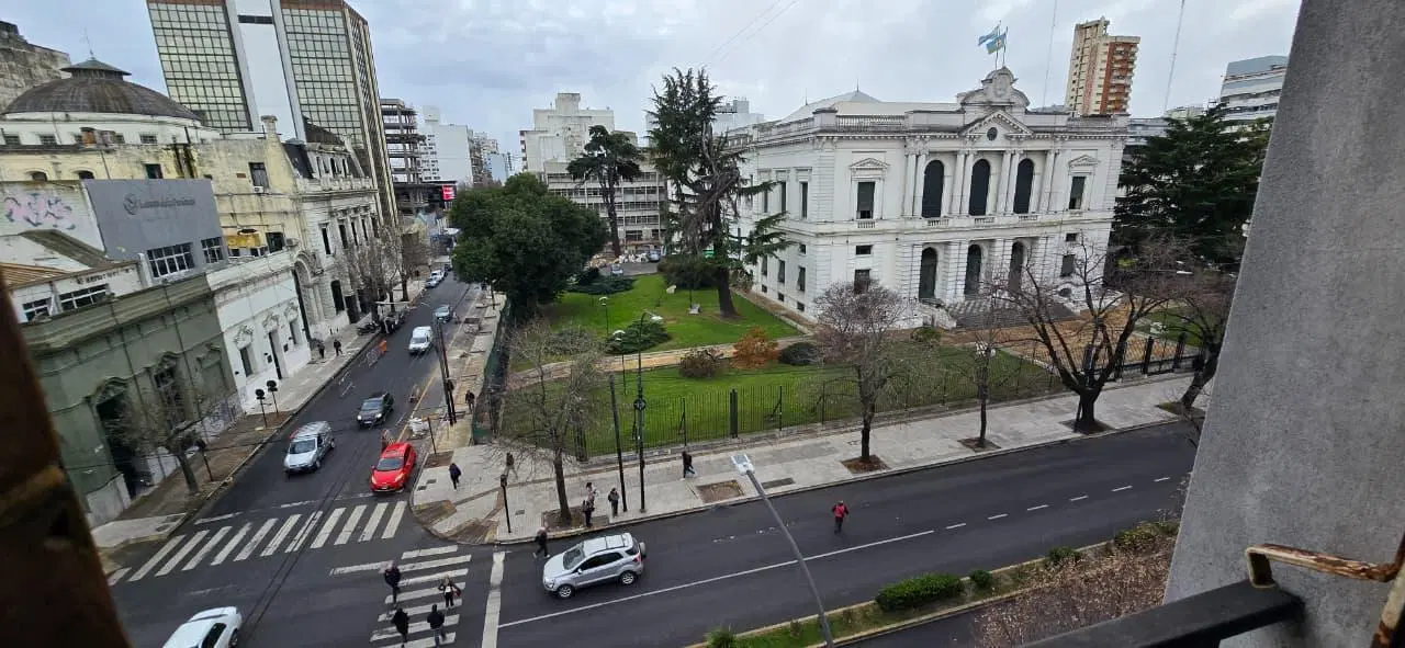 Departamento en el centro de La Plata 3