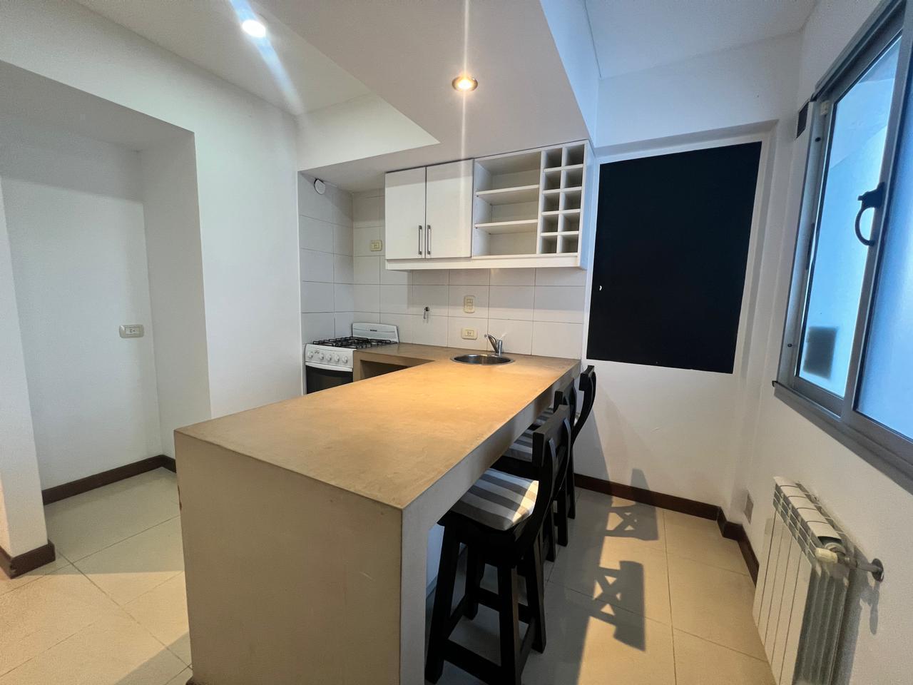 Foto de Departamento de 1 dormitorio en Alquiler en Calle 9 e/ 32 y 33 la plata, imagen 4