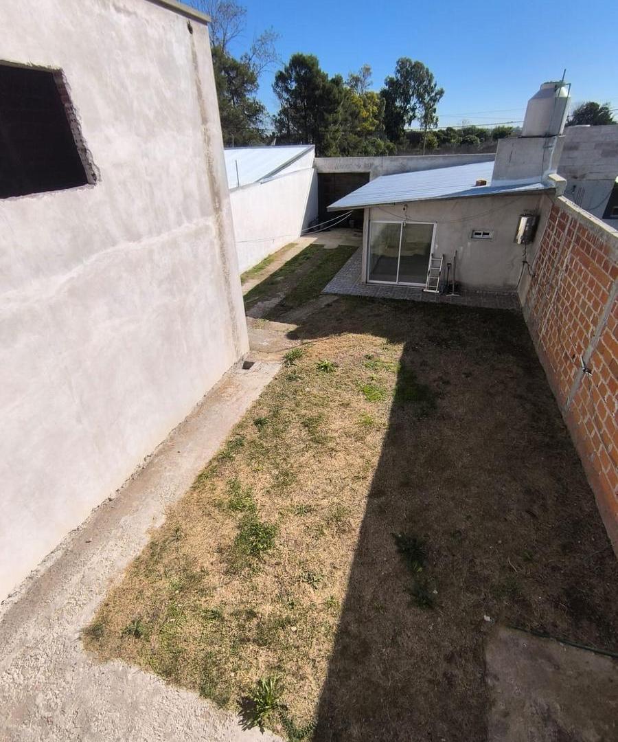 Foto de Casa en venta a terminar - zona Arana 610 e/28 y 29, imagen 3