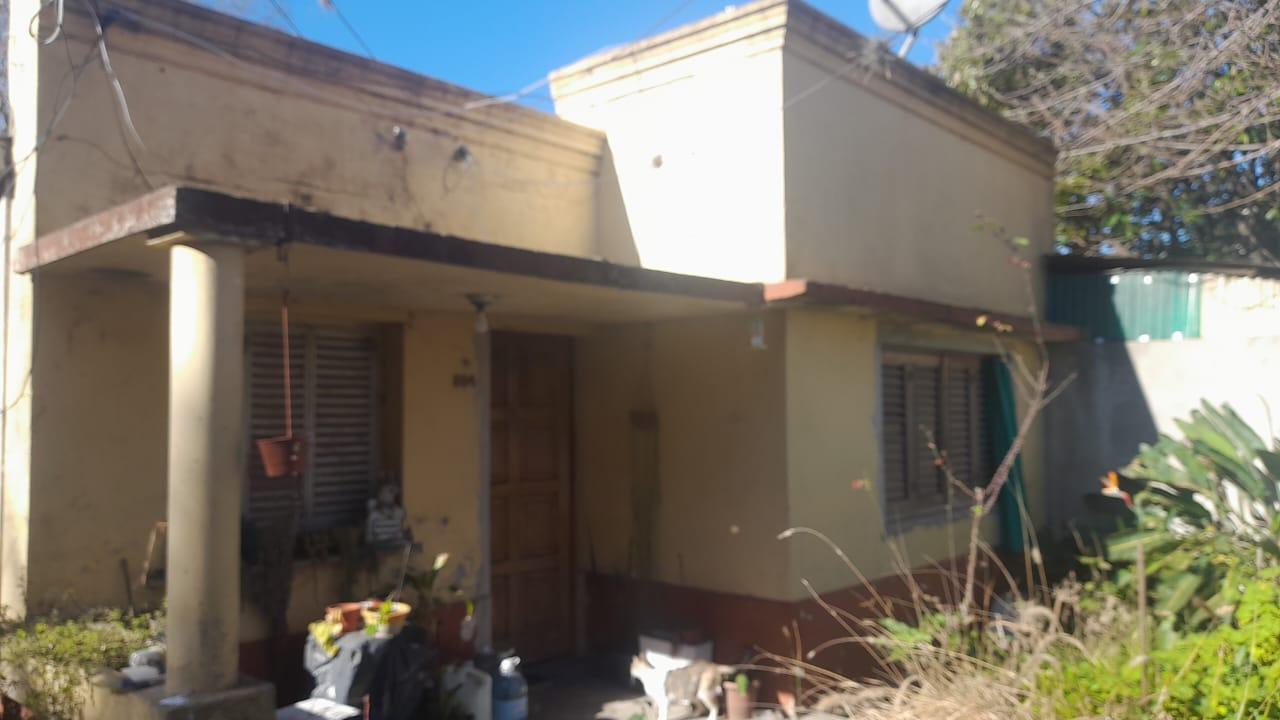 Foto de Terreno en 149 / 45 y 46 con casa a Refaccionar/Reciclar sobre 10 x 60, imagen 2