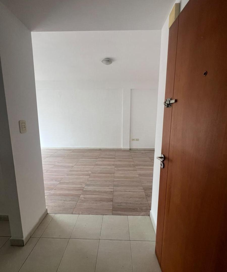 Foto de Departamento en Alquiler - 1 dormitorio con cochera, imagen 3