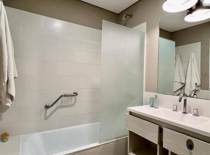 Alquiler Departamento Complejo Araucarias, Pilar 5