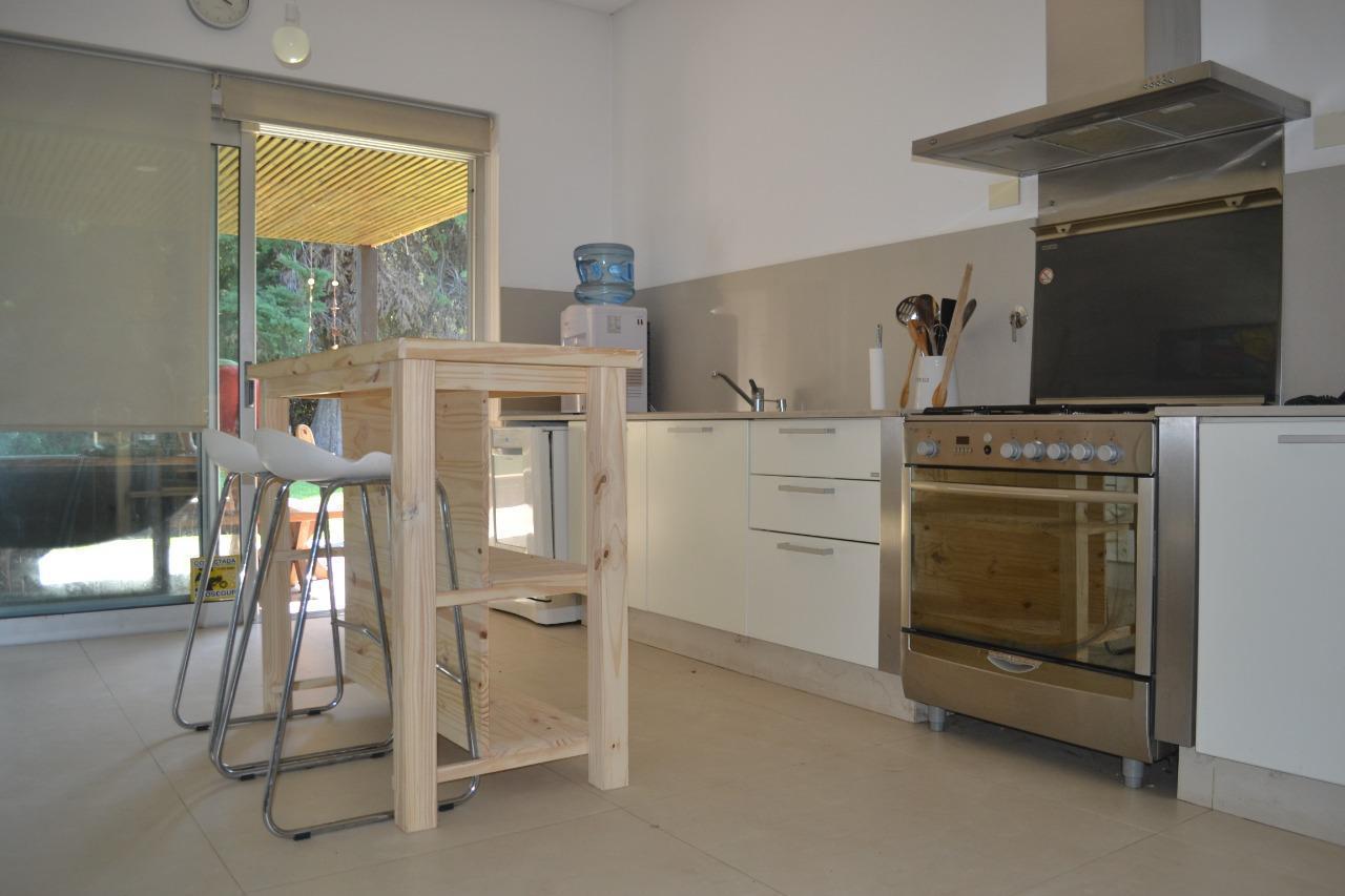Foto de Alquiler Anual Casa Barrio Los Laureles, Pilar, imagen 1