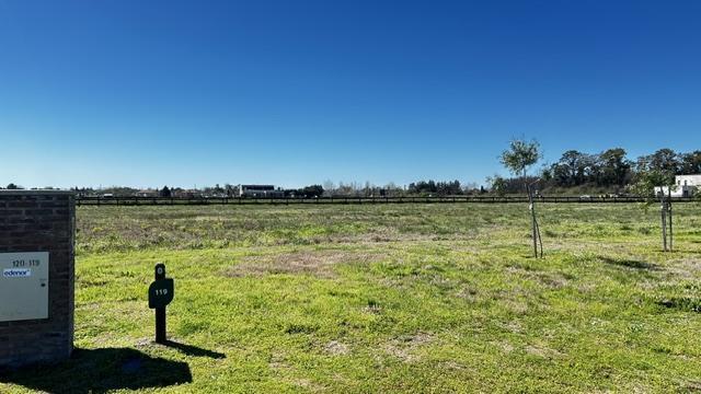 Foto de Venta Lote Estancias del Pilar, Barrio La Laguna, Pilar, imagen 5