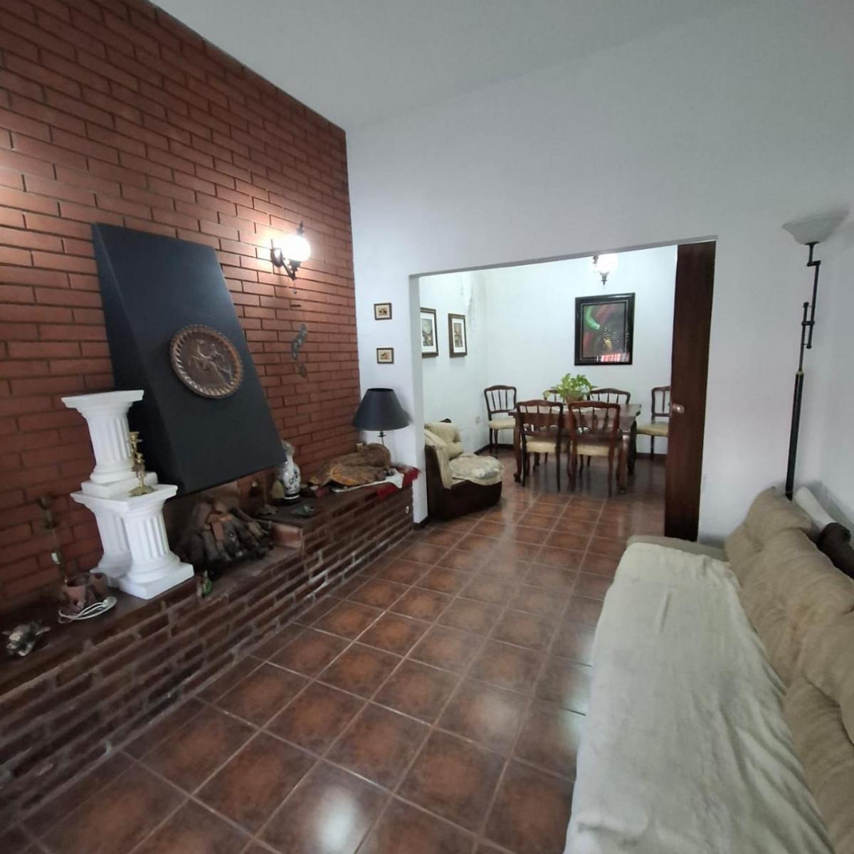 Casa 3 Amb con Galpon 2