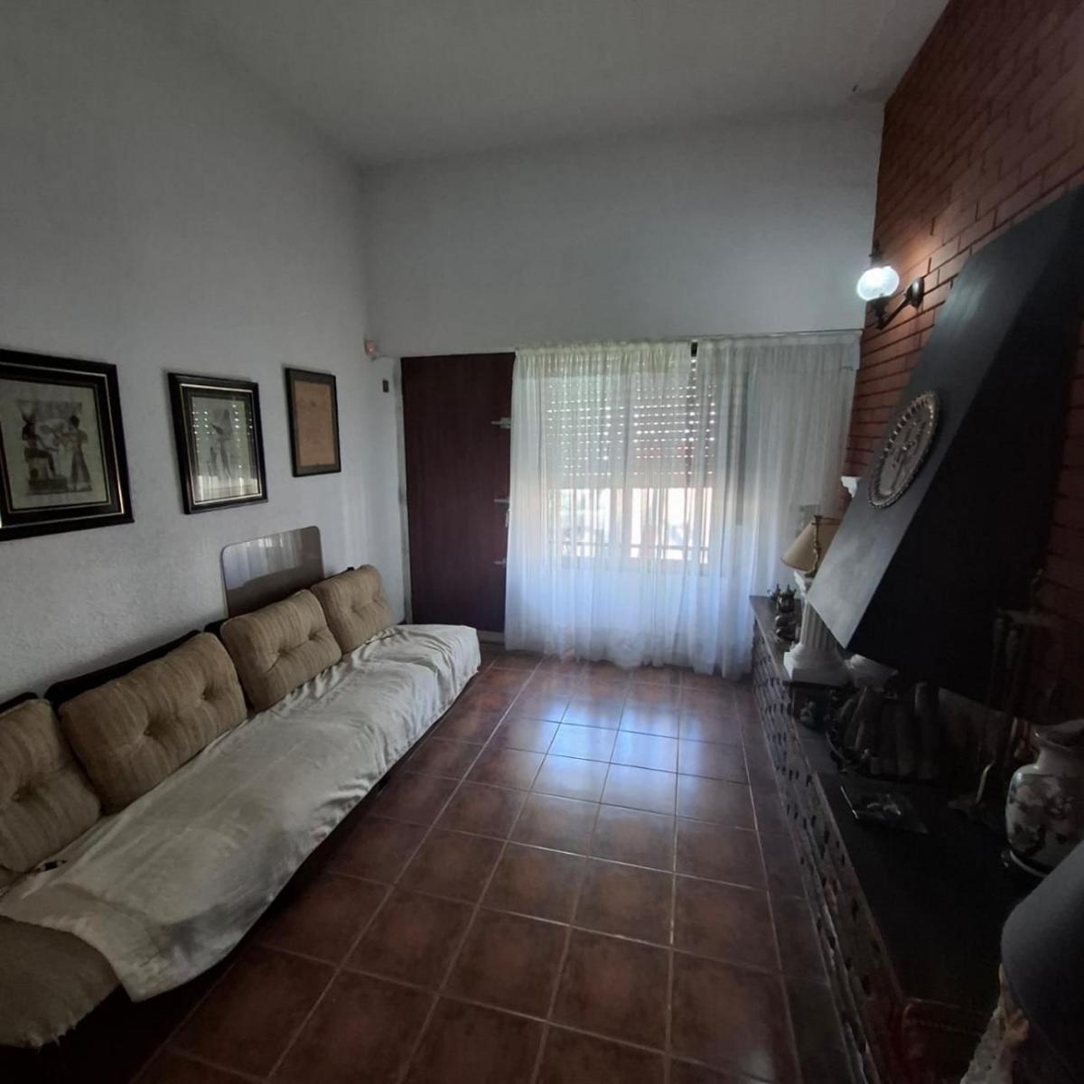 Casa 3 Amb con Galpon 1