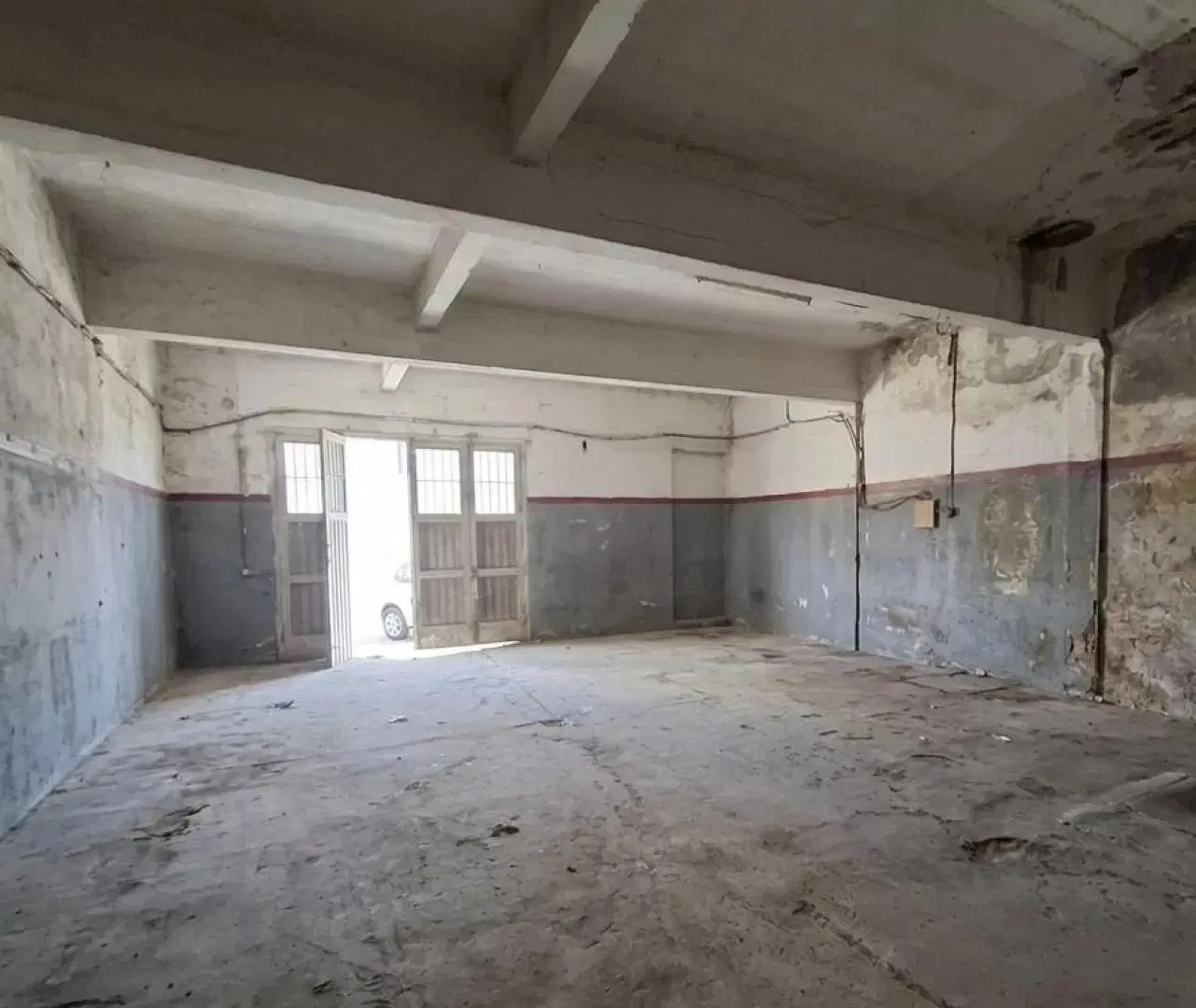 ALQUILER GALPÓN 220 m2 1