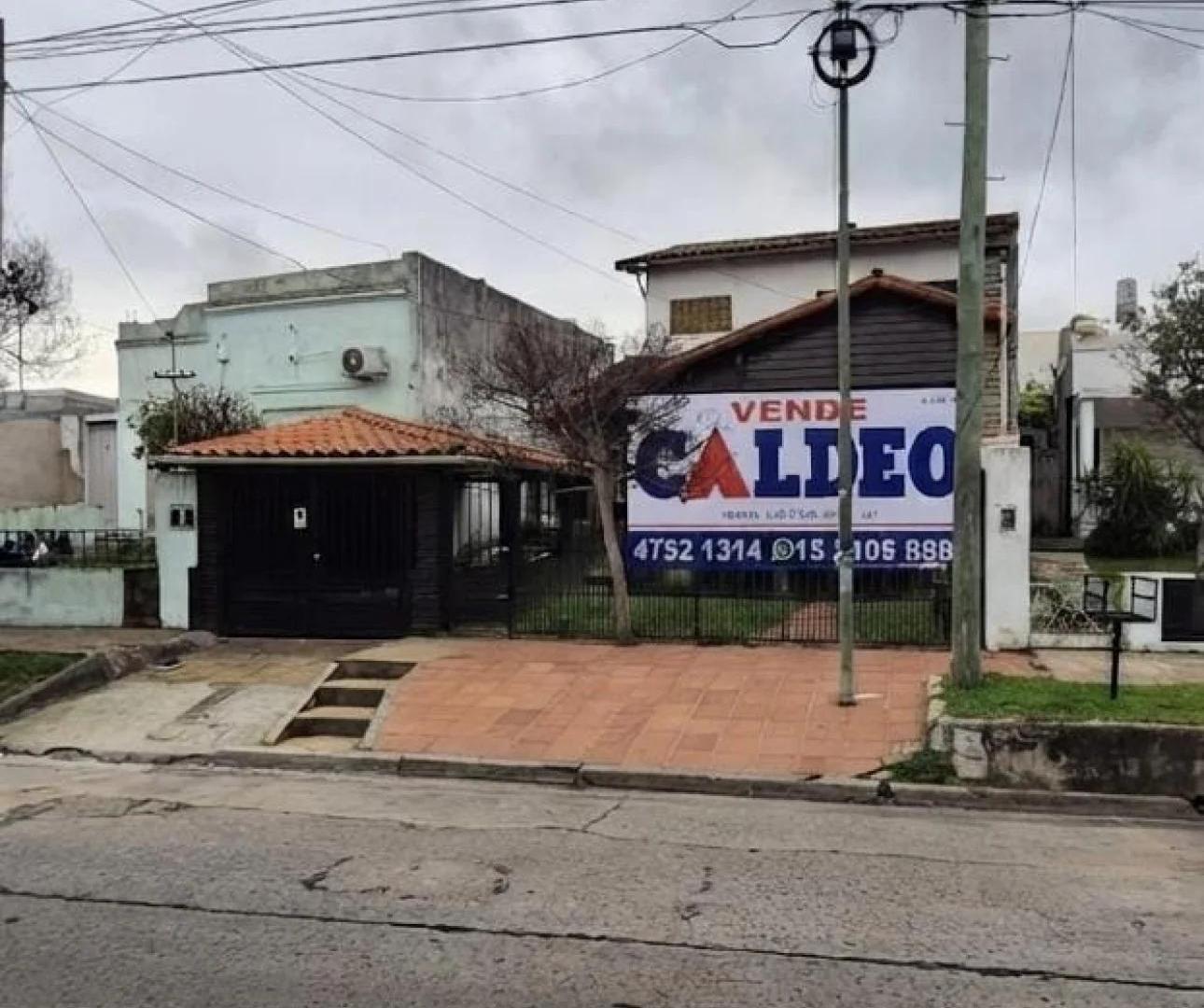 Foto de CASA 5 AMBIENTES CON JARDÌN AL FRENTE, COCHERA Y FONDO LIBRE, imagen 4