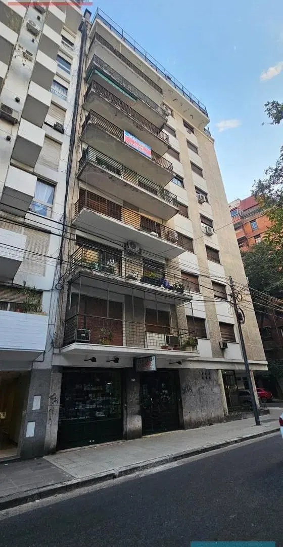 Depto 4 amb+ dep con Blacón al frente. Exc Ubicación! 3
