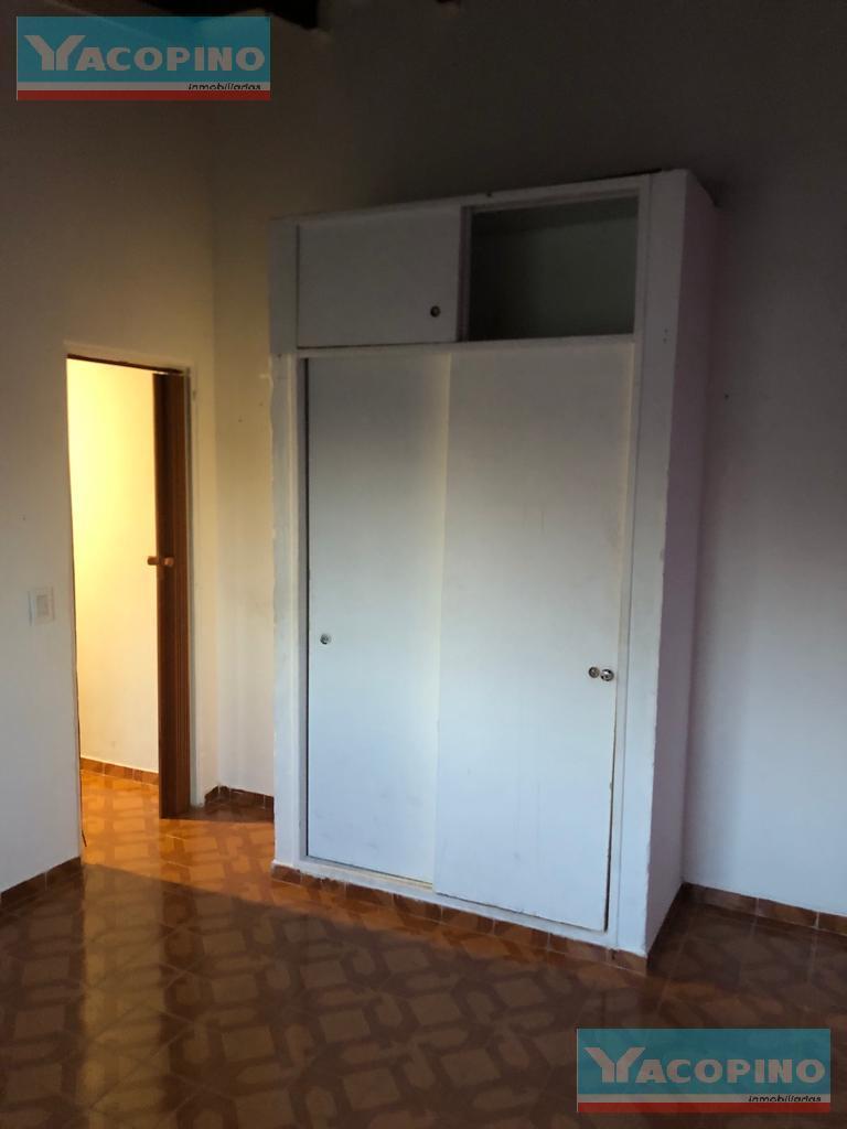 Foto de PH en alquiler con patio sin expensas!, imagen 3