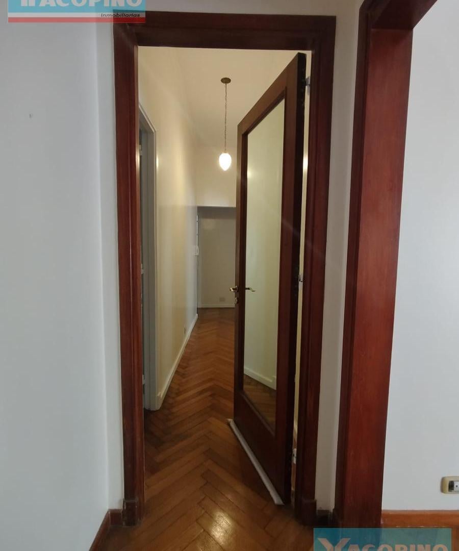 Foto de Alquiler Hermoso Depto amplio de 3 ambientes en Recoleta!, imagen 1