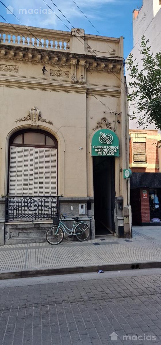 Casa Tipo PH Interna a Reciclar en Pleno Barrio Norte, 200 M²! 3