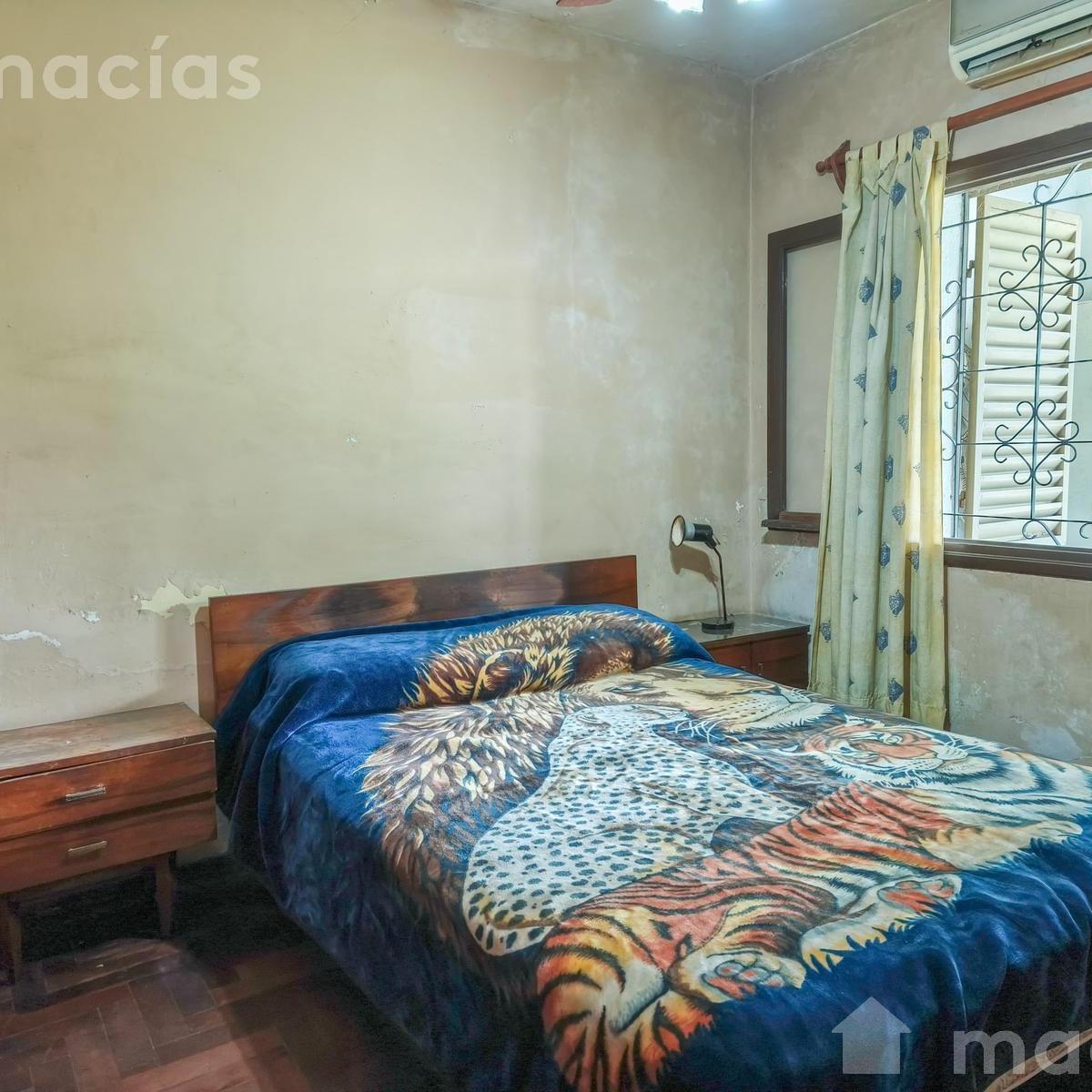 Casa a Reciclar Zona Entre Bulnes y Av America. Jardín 2