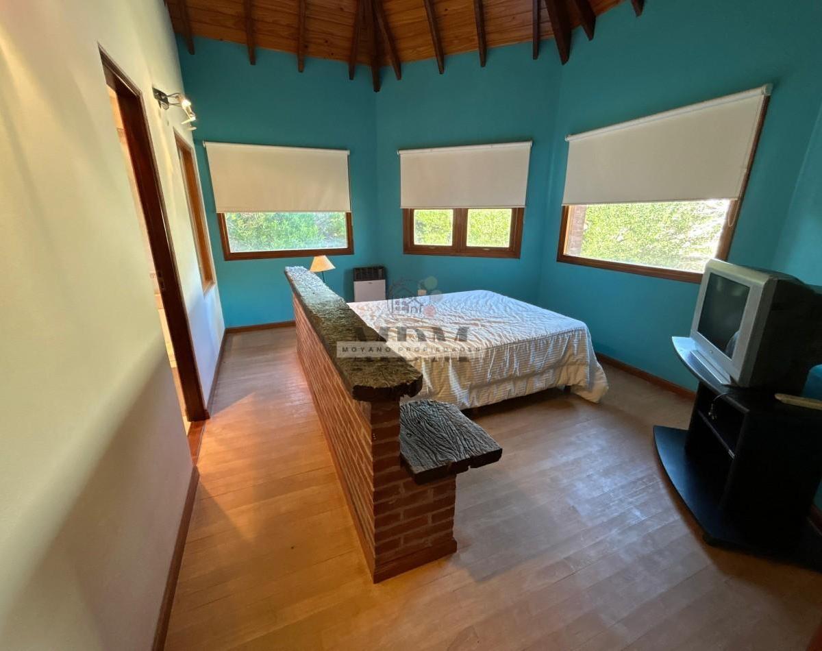 Casa con Piscina Multifamiliar en Las Gaviotas 5