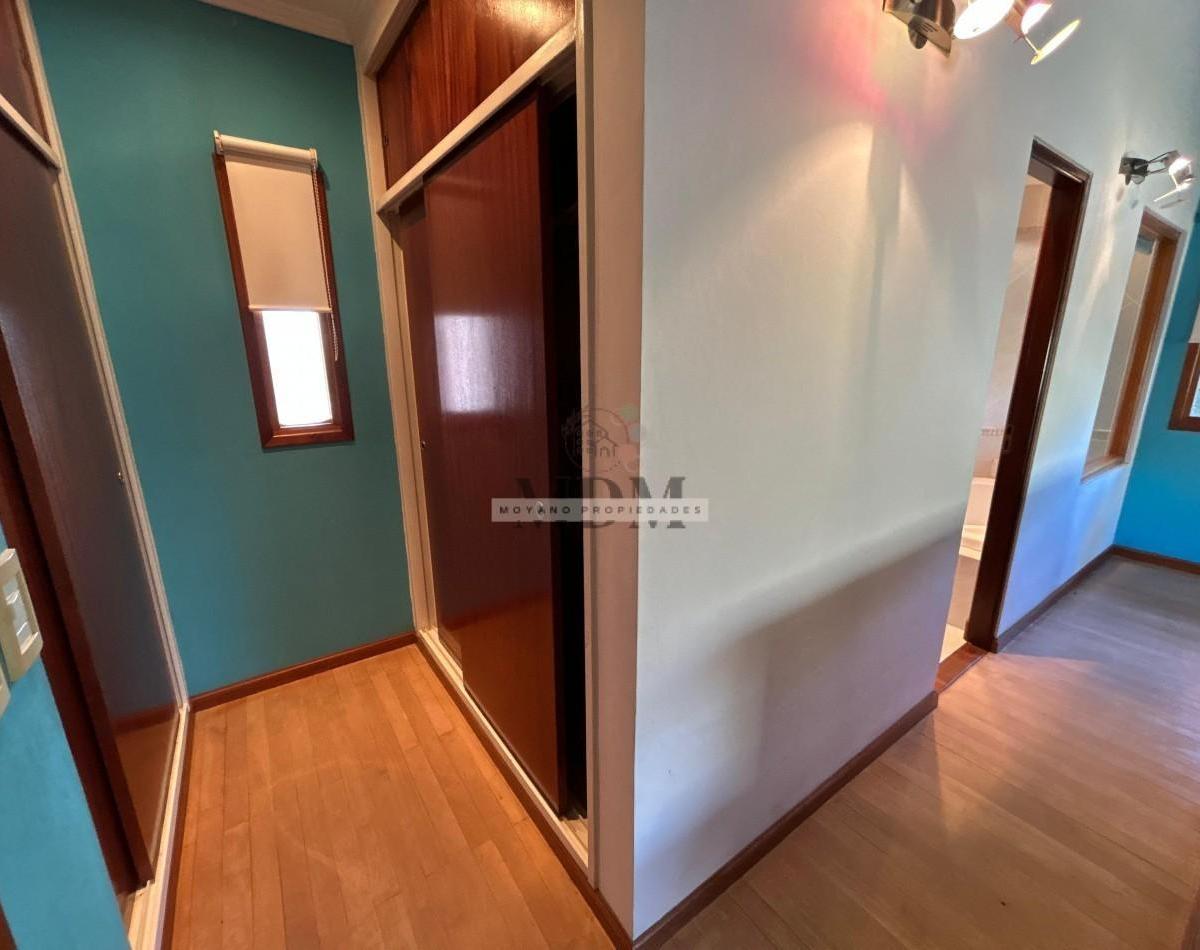Casa con Piscina Multifamiliar en Las Gaviotas 3