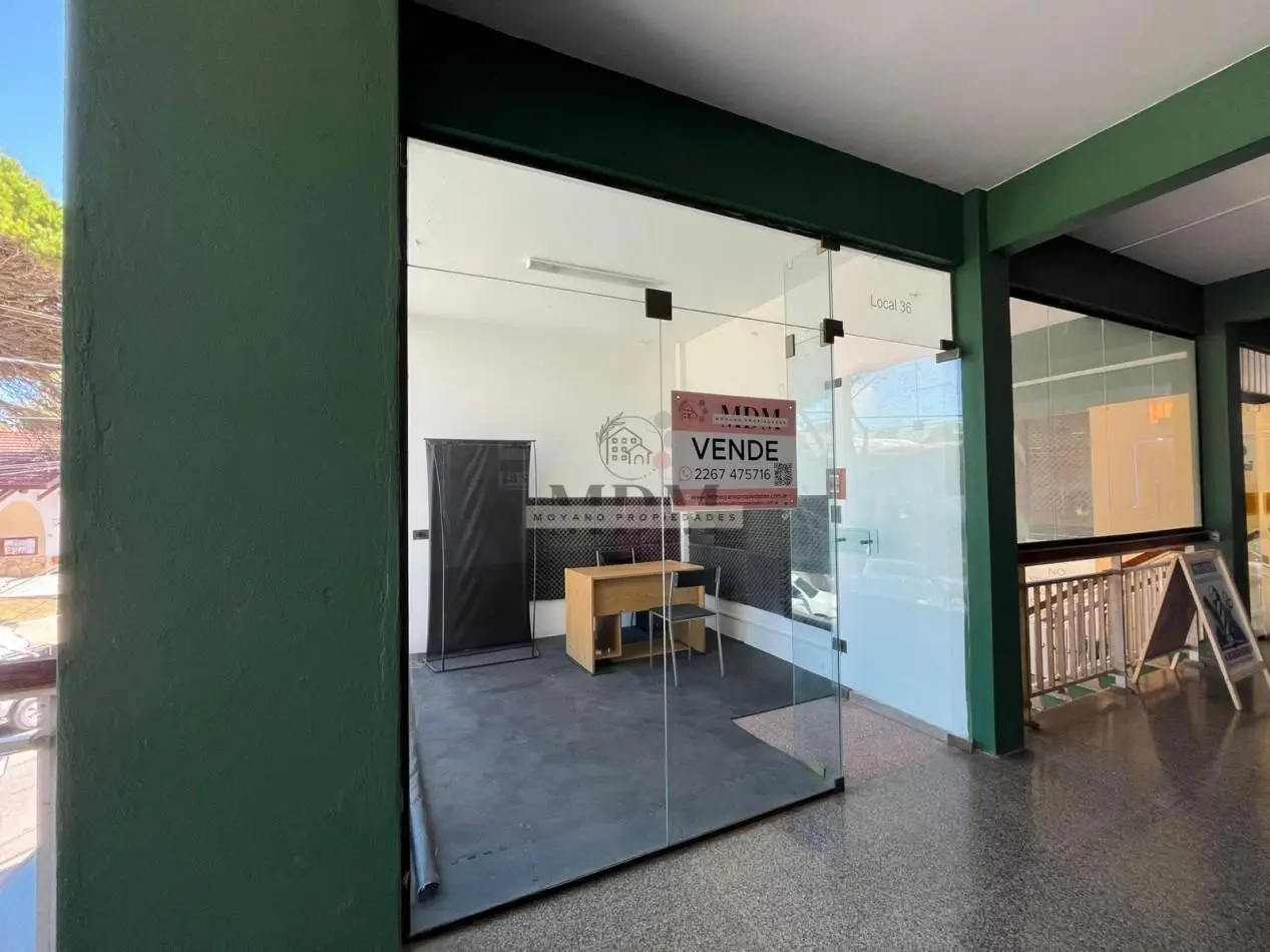 Local en venta con vista a la calle - Galeria Taxco Center 5