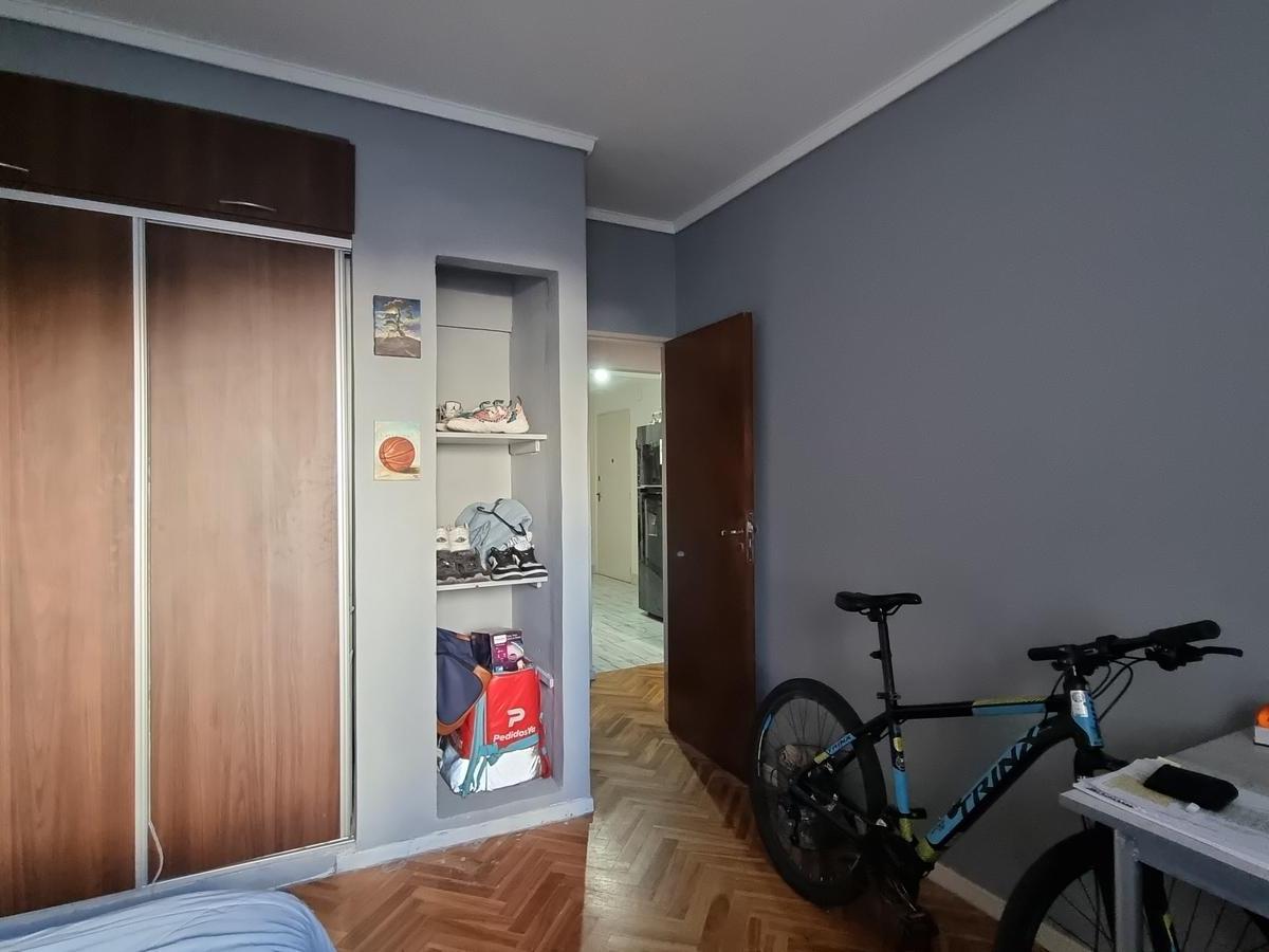 Venta Departamento 5 Ambientes con Balcón Corrido Permuta 5