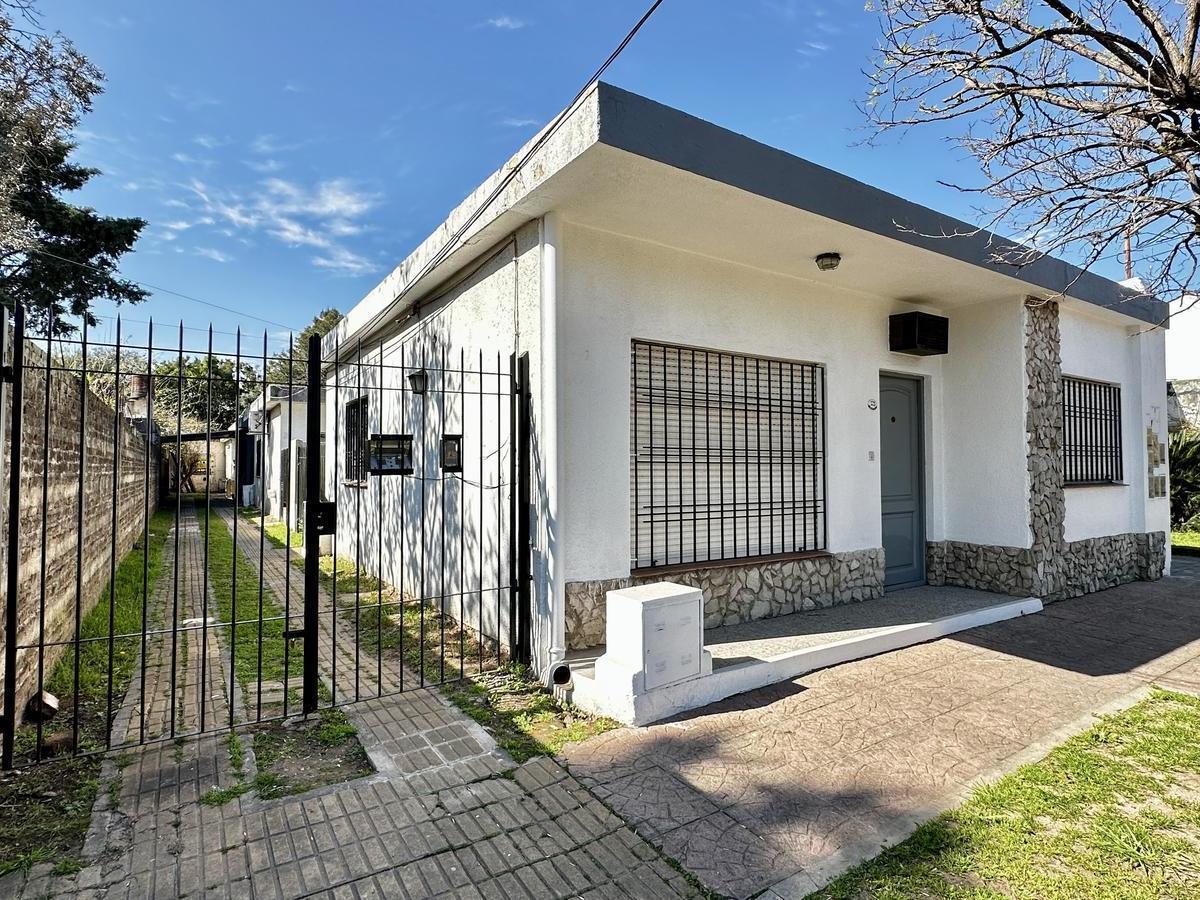 venta PH 3 amb con cohcera  a reciclar en  Ituzaingó Norte