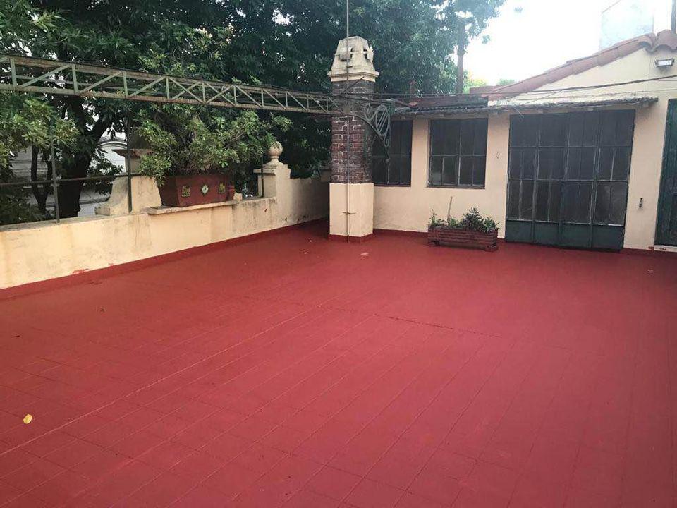 Venta Casa Lote Propio 5 Ambientes Patio Terraza Uso Comercial y Residencial Permuta 2