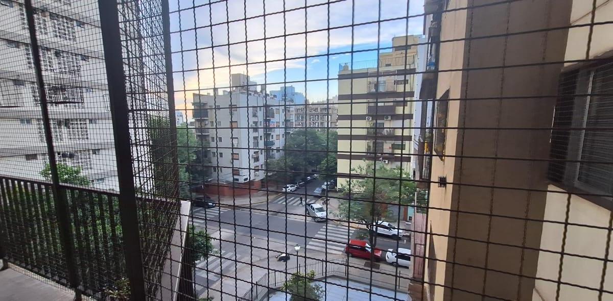 Departamento en Monte Castro 5