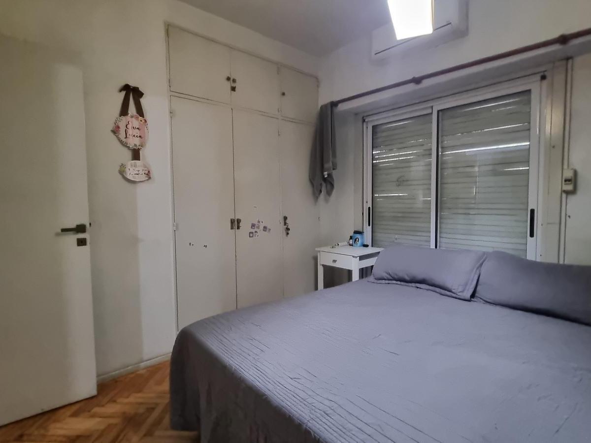 Venta Departamento 5 Ambientes con Balcon y Cochera Ubicado en Belgrano Permuta 3